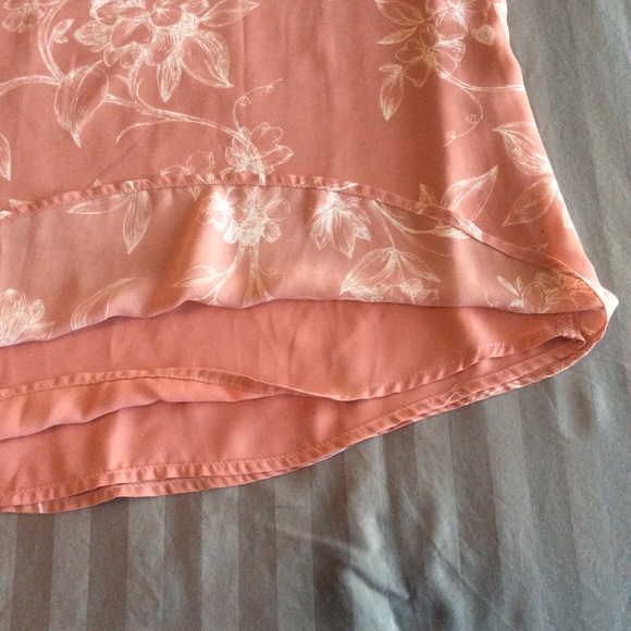 Rickis Sleeveless Floral Blouse - Picture 7 of 9